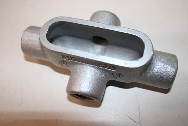 X17 Part Image. Manufactured by Crouse Hinds.