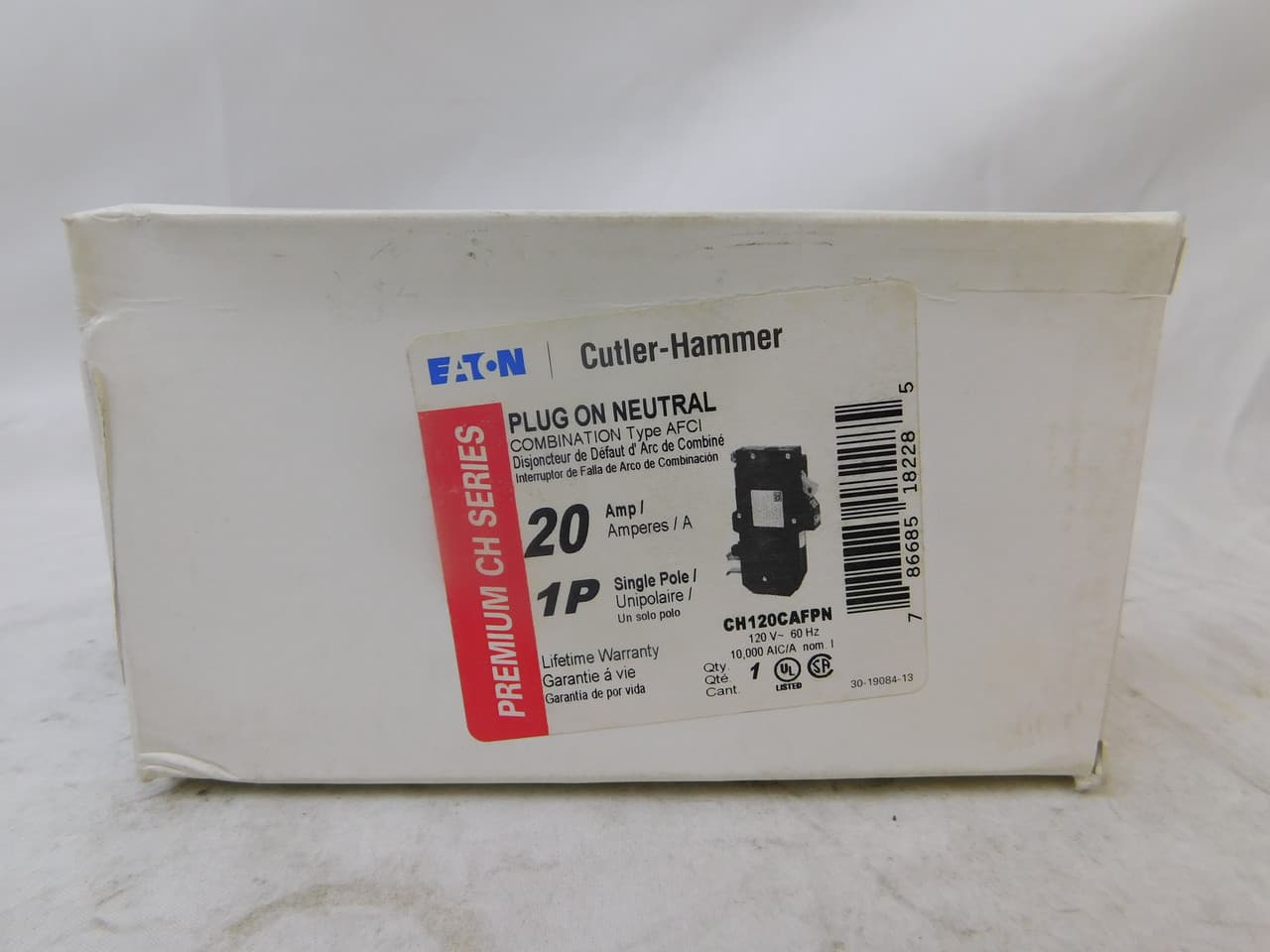 Eaton CH120CAFPN 120/240 VAC, 20 A, 10 kA, 1-Pole, Plug-On Mount, Thermal Magnetic Trip, Neutral Arc Fault and Ground Fault Eaton CH120CAFPN 120/240 VAC, 20 A, 10 kA, 1-Pole, Plug-On Mount, Thermal Magnetic Trip, Neutral Arc Fault and Ground Fault