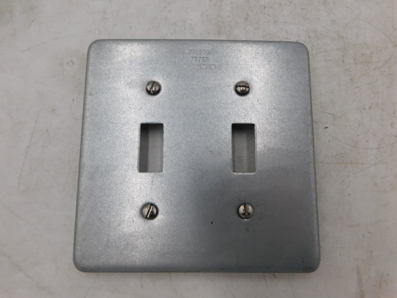 Appleton FSK-2TS 2-Gang, Zinc Electroplated, Steel, Box Mount Appleton FSK-2TS 2-Gang, Zinc Electroplated, Steel, Box Mount