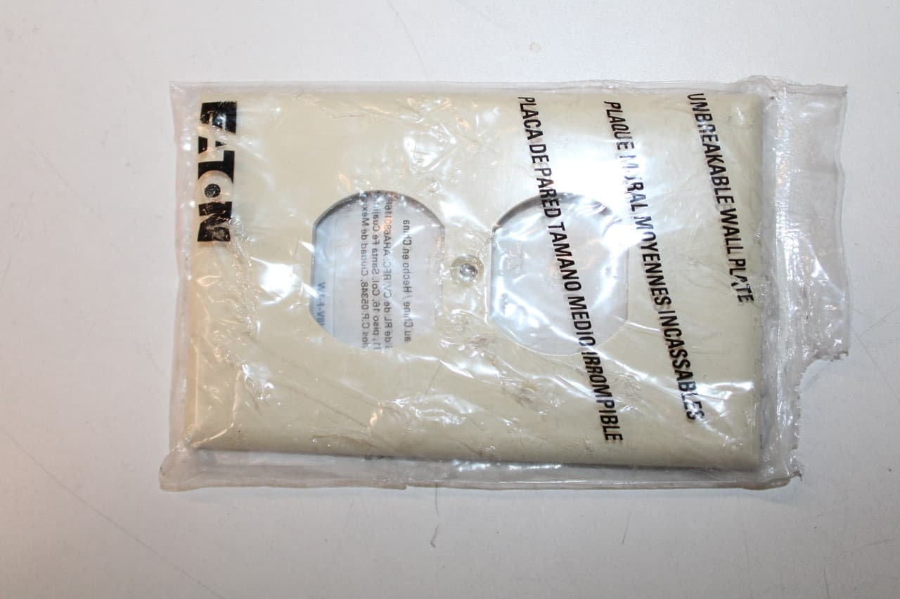 Eaton PJ8V-F-LW Eaton PJ8V-F-LW Wallplates and Accessories EA Eaton PJ8V-F-LW Eaton PJ8V-F-LW Wallplates and Accessories EA