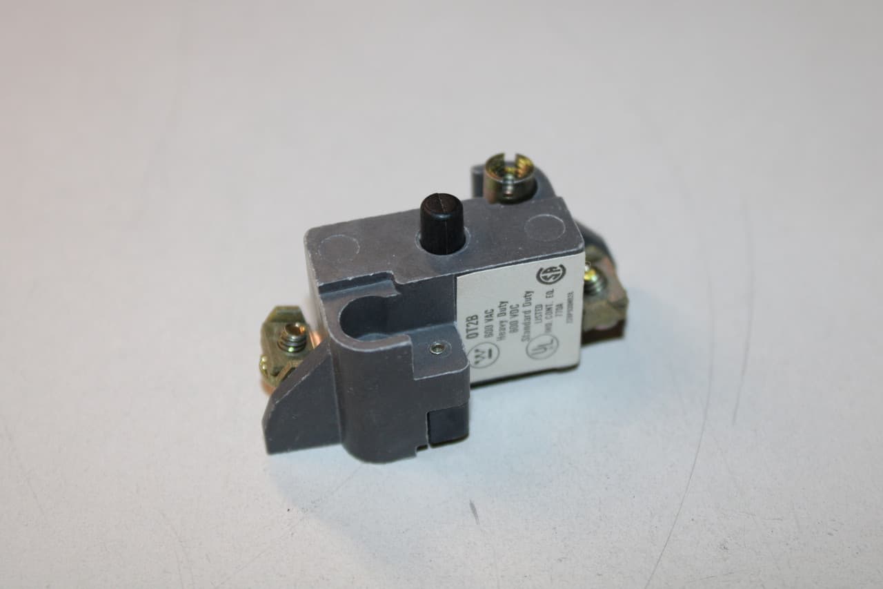 Westinghouse OT2B Westinghouse OT2B Auxiliary Contact EA Westinghouse OT2B Westinghouse OT2B Auxiliary Contact EA