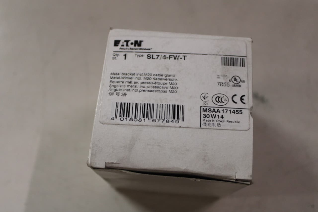 Eaton SL7/4-FW-T SL7/4-FW-T Eaton - Mounting Bracket Accessory- Metal Cable Gland Eaton SL7/4-FW-T SL7/4-FW-T Eaton - Mounting Bracket Accessory- Metal Cable Gland