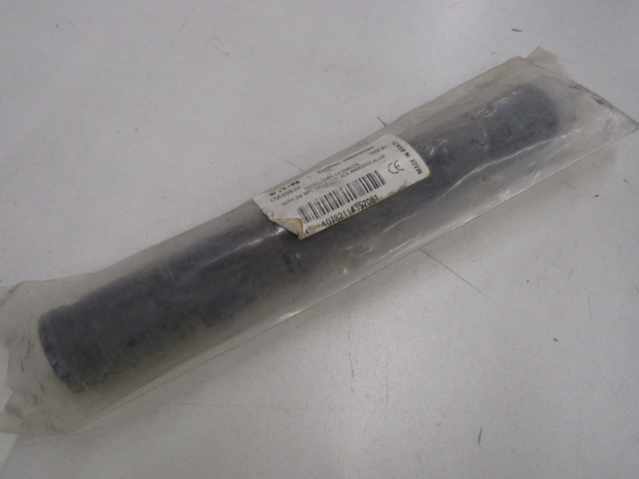 Eaton E26BJU E26BJU Eaton - E26, Extension Tube, Standard Stacklight Mounting Base or 3/4-inch NPT Threaded Hub, Black anodized aluminum, 6.30 in Eaton E26BJU E26BJU Eaton - E26, Extension Tube, Standard Stacklight Mounting Base or 3/4-inch NPT Threaded Hub, Black anodized aluminum, 6.30 in