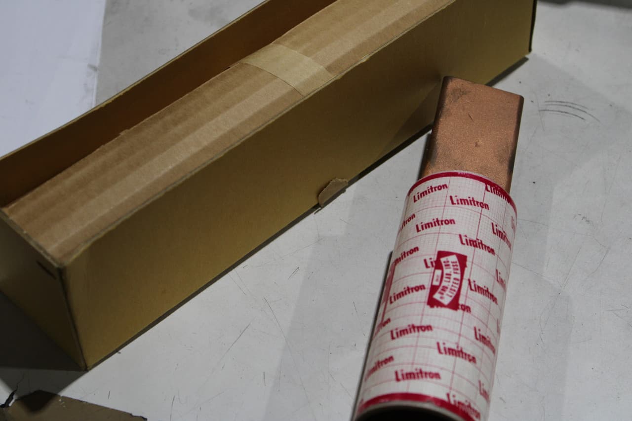 Cooper Bussmann KTS-400 Bussmann KTS-400 Fuses EA Cooper Bussmann KTS-400 Bussmann KTS-400 Fuses EA