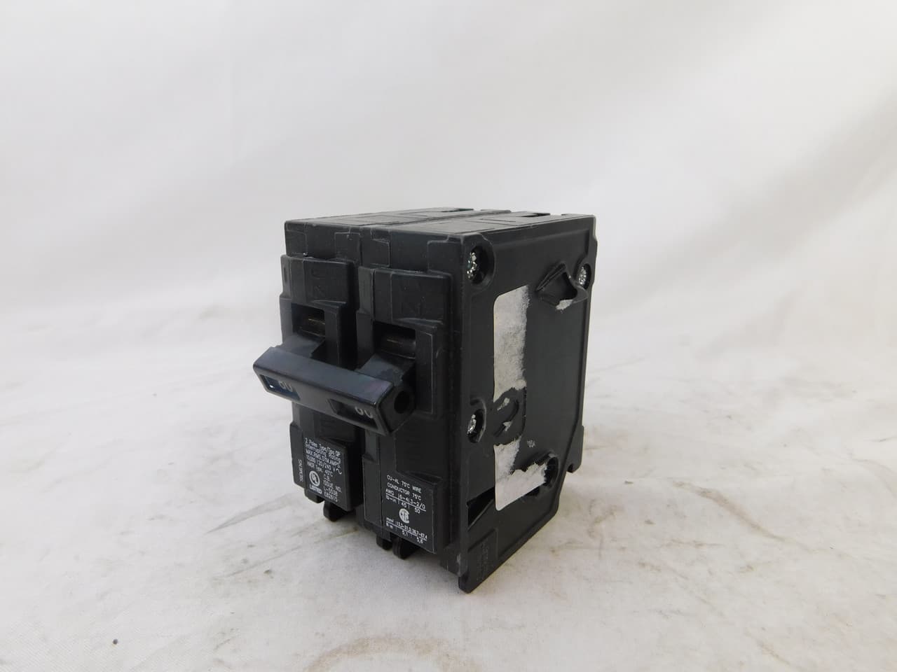 Siemens Q280 120/240 VAC, 80 A, 10 kA Interrupt, 2-Pole, Plug-In Mount, QP-Frame, Low Voltage, Common Trip, Thermal Magnetic, Miniature, Circuit Breaker Siemens Q280 120/240 VAC, 80 A, 10 kA Interrupt, 2-Pole, Plug-In Mount, QP-Frame, Low Voltage, Common Trip, Thermal Magnetic, Miniature, Circuit Breaker
