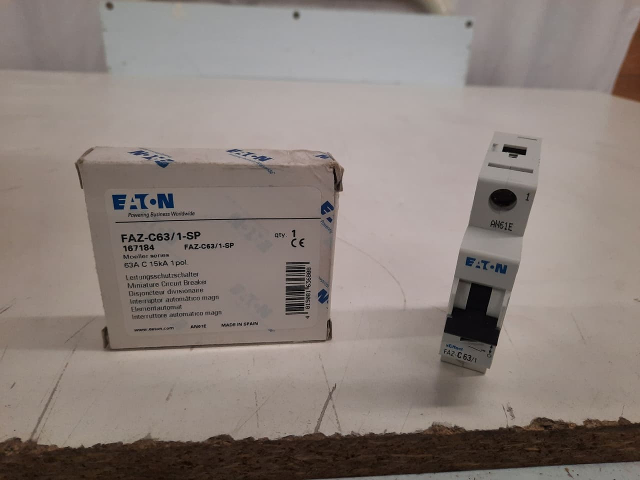 Eaton FAZ-C63/1-SP Eaton FAZ supplementary protector,UL 1077 Industrial miniature circuit breaker-supplementary protector,Single package,Medium levels of inrush current are expected,63A,15 kAIC,Single-pole,277 V,5-10X/n,Q38,50-60 Hz,Standard terminals,C Curve Eaton FAZ-C63/1-SP Eaton FAZ supplementary protector,UL 1077 Industrial miniature circuit breaker-supplementary protector,Single package,Medium levels of inrush current are expected,63A,15 kAIC,Single-pole,277 V,5-10X/n,Q38,50-60 Hz,Standard terminals,C Curve