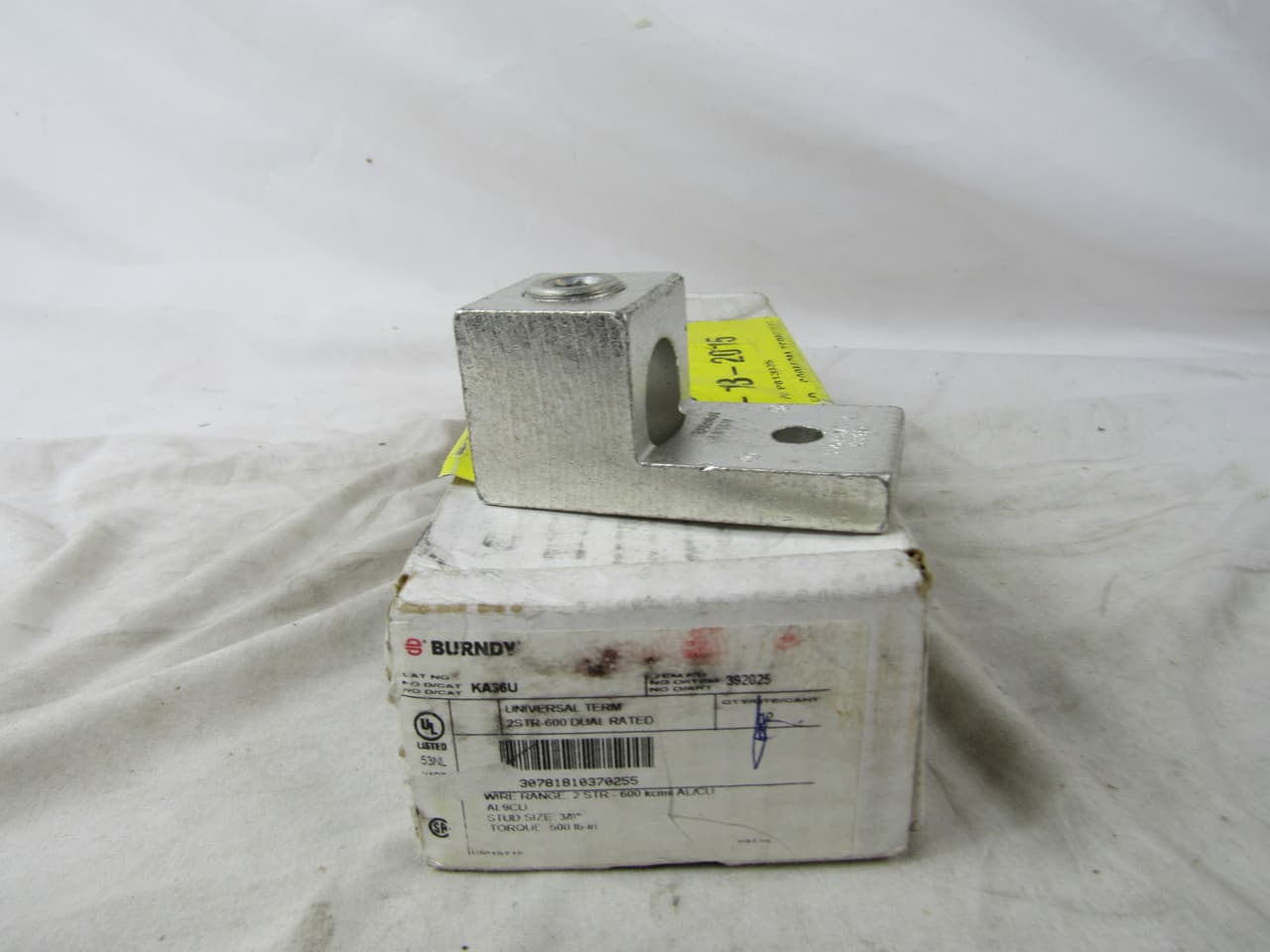 Burndy KA36U 2 AWG Stranded to 600 KCMIL Stranded, 1-Conductor, 1-Hole, Electro Tin Plated, High Strength Aluminum Alloy, Universal, Dual Rated Burndy KA36U 2 AWG Stranded to 600 KCMIL Stranded, 1-Conductor, 1-Hole, Electro Tin Plated, High Strength Aluminum Alloy, Universal, Dual Rated