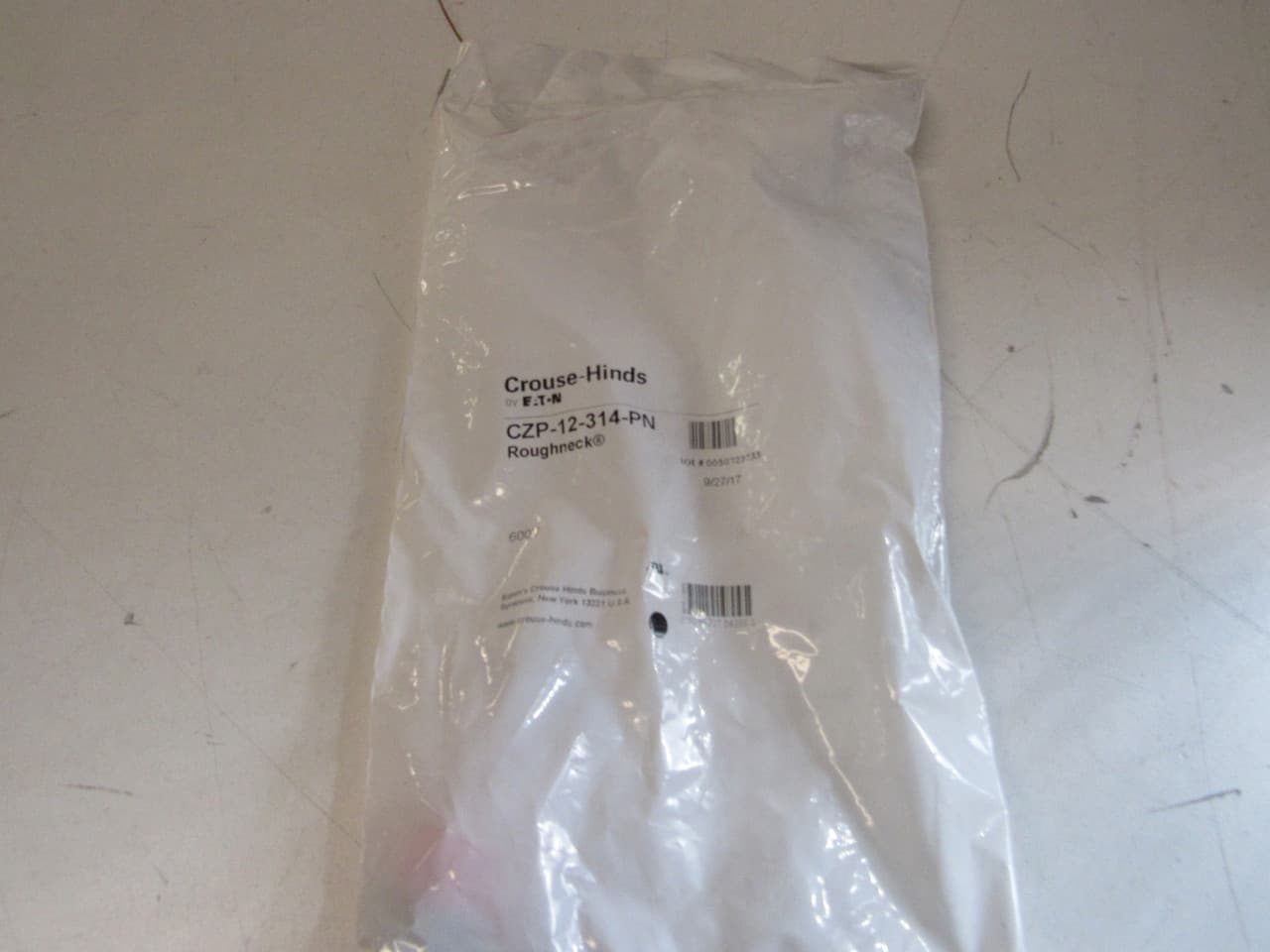 Eaton CZP-12-314-PN Eaton Crouse-Hinds series Roughneck CZ insert kit, 40A, Male, #10 AWG, Crimp, Pin, 12 shell Eaton CZP-12-314-PN Eaton Crouse-Hinds series Roughneck CZ insert kit, 40A, Male, #10 AWG, Crimp, Pin, 12 shell