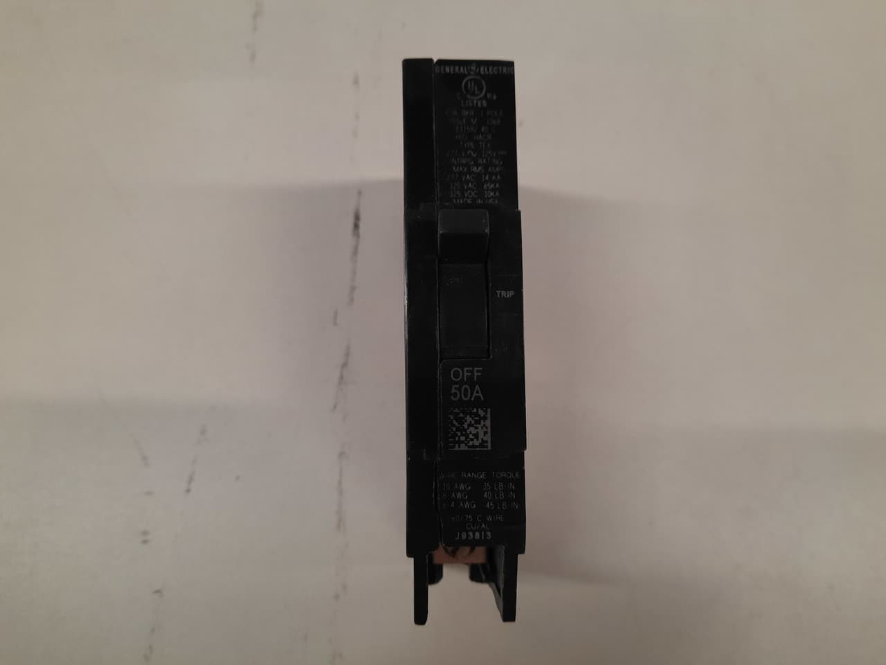 General Electric TEY150 277 VAC, 50 A, 14 kA, 1-Pole, 14 to 2/0 AWG Copper/Aluminum, Load Lug Terminal, Bolt-On Mount, Thermal Magnetic, Non-Interchangeable General Electric TEY150 277 VAC, 50 A, 14 kA, 1-Pole, 14 to 2/0 AWG Copper/Aluminum, Load Lug Terminal, Bolt-On Mount, Thermal Magnetic, Non-Interchangeable