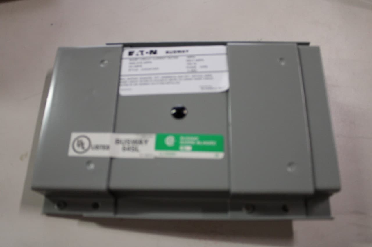 Eaton EC1 EC1 Eaton - 100A Busway, End closer, Accessory for 100A busway Eaton EC1 EC1 Eaton - 100A Busway, End closer, Accessory for 100A busway