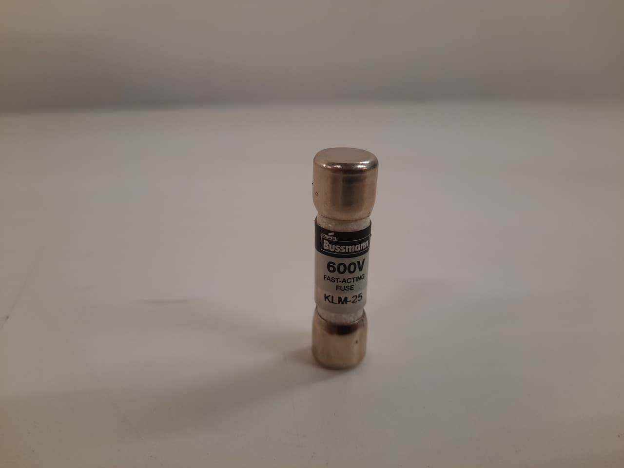 Cooper Bussmann KLM-25 KLM-25 Cooper Bussmann - Midget Fuse Cooper Bussmann KLM-25 KLM-25 Cooper Bussmann - Midget Fuse