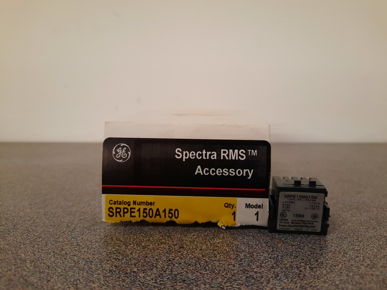 General Electric SRPE150A150 150 A, 150 A Maximum Breaker Current, 450 to 1991 A Trip, 2 or 3-Pole, SE150 Frame, Interchangeable, Adjustable Instantaneous/Electronic Trip, Circuit Breaker Rating Plug General Electric SRPE150A150 150 A, 150 A Maximum Breaker Current, 450 to 1991 A Trip, 2 or 3-Pole, SE150 Frame, Interchangeable, Adjustable Instantaneous/Electronic Trip, Circuit Breaker Rating Plug