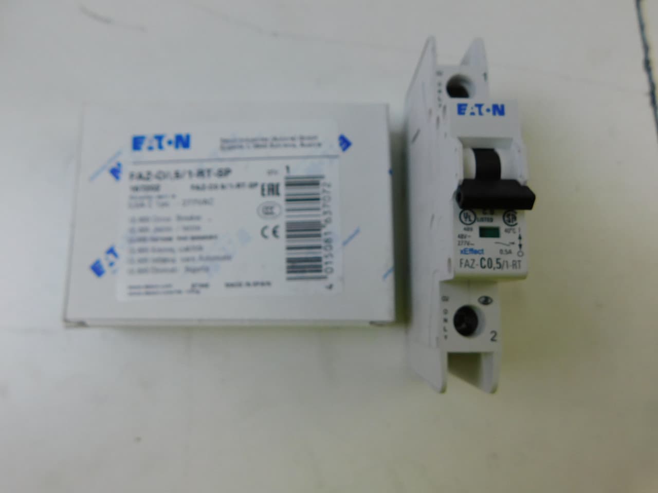 Eaton FAZ-C0.5/1-RT-SP 277/480 VAC 50/60 Hz, 0.5 A, 1-Pole, 10/14 kA, 5 to 10 x Rated Current, Ring Tongue Terminal, DIN Rail Mount, Single Packaging, C-Curve, Current Limiting, Thermal Magnetic Eaton FAZ-C0.5/1-RT-SP 277/480 VAC 50/60 Hz, 0.5 A, 1-Pole, 10/14 kA, 5 to 10 x Rated Current, Ring Tongue Terminal, DIN Rail Mount, Single Packaging, C-Curve, Current Limiting, Thermal Magnetic