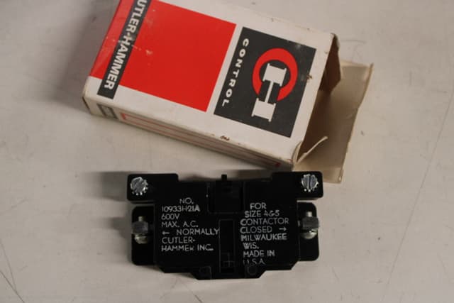 10933H21A Part Image. Manufactured by Eaton.