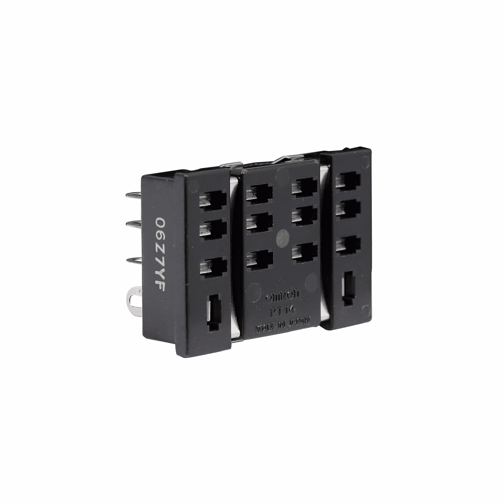 Eaton D7PA7 D7PA7 Eaton - D7 Series Socket, Panel mount, Four-pole Eaton D7PA7 D7PA7 Eaton - D7 Series Socket, Panel mount, Four-pole