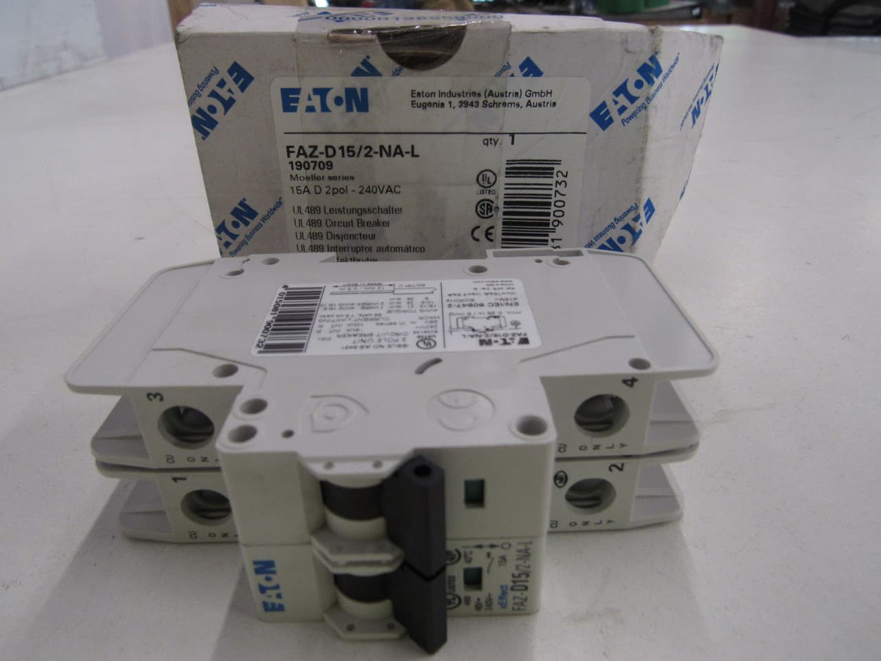 Eaton FAZ-D15/2-NA-L Miniature circuir breaker, 2 pole, 15 A, D trip curve, 240 VAC, screw terminals, UL489 Eaton FAZ-D15/2-NA-L Miniature circuir breaker, 2 pole, 15 A, D trip curve, 240 VAC, screw terminals, UL489