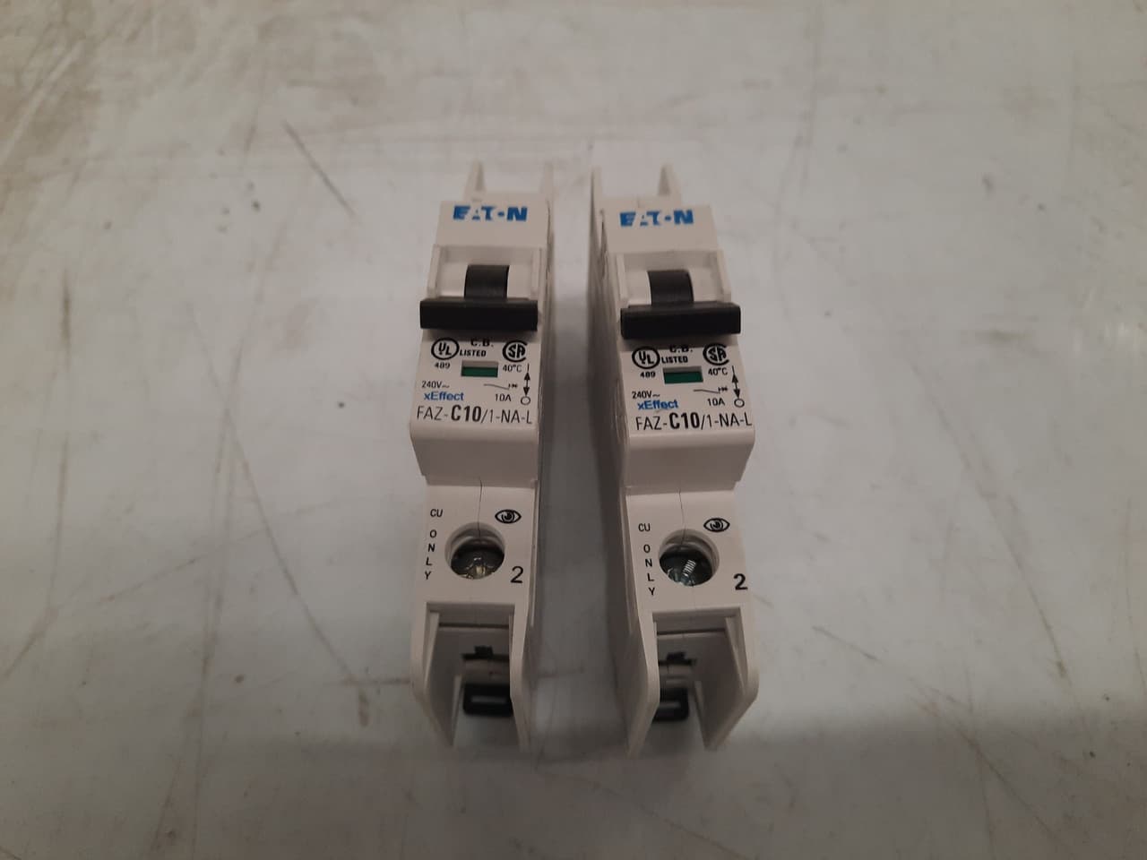 Eaton FAZ-C10/1-NA-L Miniature circuir breaker, 1 pole, 10 A, C trip curve, 240 VAC, screw terminals, UL489 Eaton FAZ-C10/1-NA-L Miniature circuir breaker, 1 pole, 10 A, C trip curve, 240 VAC, screw terminals, UL489