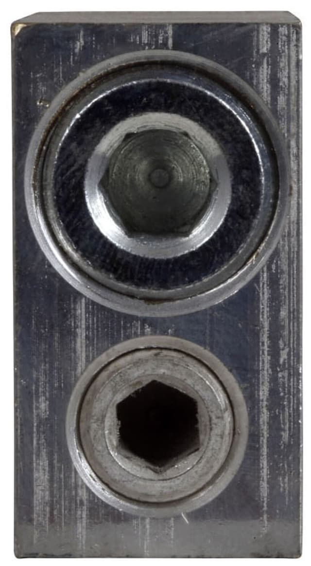 TA400LA1 Part Image. Manufactured by Crouse Hinds.