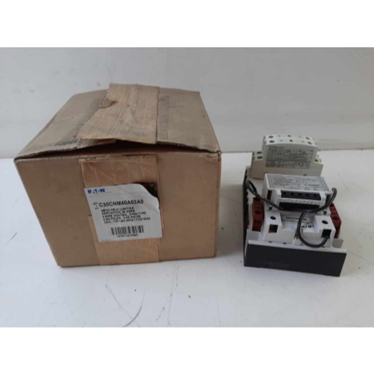 Eaton C30CNM40A03A0 C30CNM40A03A0 Eaton - Eaton C30CN mechanically held lighting contactor, 30 A, 1 NO, 4 NO 0 NC, 30 A, Four-pole, Three-wire, Mechanically and electrically held, C30 Series, Lighting contactors, 120 V Eaton C30CNM40A03A0 C30CNM40A03A0 Eaton - Eaton C30CN mechanically held lighting contactor, 30 A, 1 NO, 4 NO 0 NC, 30 A, Four-pole, Three-wire, Mechanically and electrically held, C30 Series, Lighting contactors, 120 V
