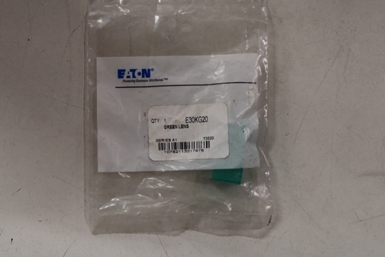 Eaton E30KG20 E30KG20 Eaton - Eaton E30 pushbutton operator lens, E30 series, Pushbutton Operator Lens, Square Multifunction, Type G, Green actuator, Legend: Blank legend, 3/16 In high Eaton E30KG20 E30KG20 Eaton - Eaton E30 pushbutton operator lens, E30 series, Pushbutton Operator Lens, Square Multifunction, Type G, Green actuator, Legend: Blank legend, 3/16 In high