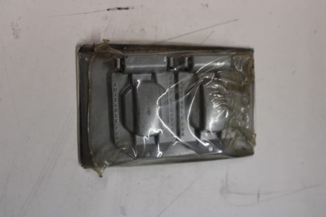 WR81-C Part Image. Manufactured by Thomas & Betts.