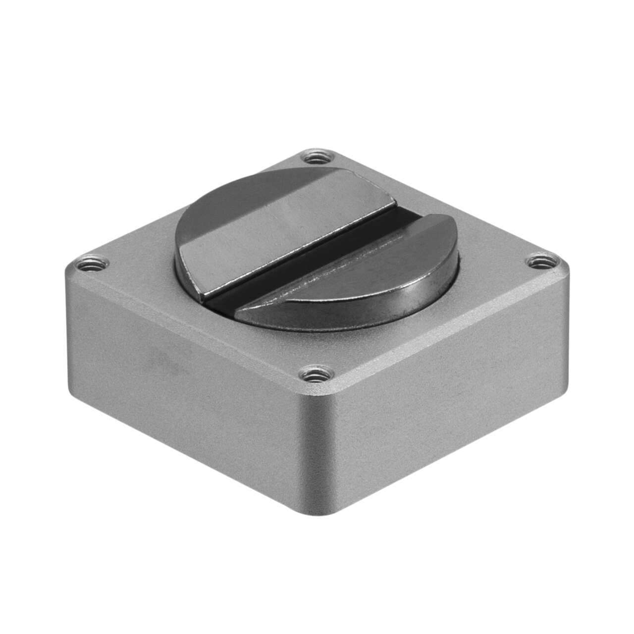 Banner BWA-QM30-CMAL Curved Surface Magnetic Bracket for QM30; Aluminum w/ Nd insert; 304 SS Screw Pack Banner BWA-QM30-CMAL Curved Surface Magnetic Bracket for QM30; Aluminum w/ Nd insert; 304 SS Screw Pack