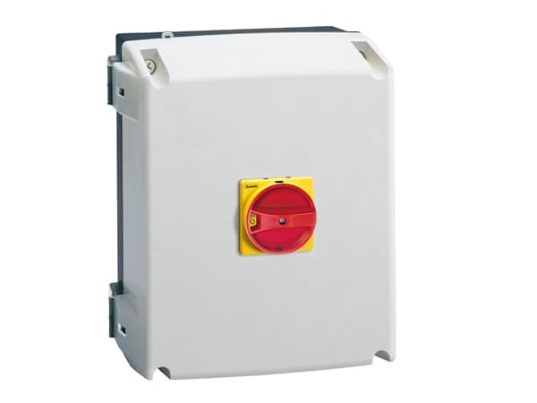Lovato Electric GAZ125T4UL GAZ125T4UL Lovato - UL/CSA type 4/4X non-metallic enclosured switch disconnector, four-pole. With rotating red/yellow handle, 125A. Enclosure dimensions: 220x280x170mm/8.7x11x6.7'' Lovato Electric GAZ125T4UL GAZ125T4UL Lovato - UL/CSA type 4/4X non-metallic enclosured switch disconnector, four-pole. With rotating red/yellow handle, 125A. Enclosure dimensions: 220x280x170mm/8.7x11x6.7''
