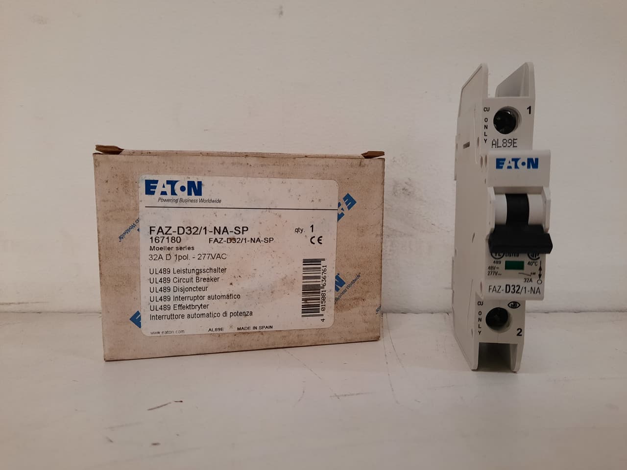 Eaton FAZ-D32/1-NA-SP Eaton FAZ branch protector,UL 489 Industrial miniature circuit breaker - supplementary protector,Single package,High levels of inrush current are expected,32 A,10 kAIC,Single-pole,277 V,10-20X /n,Q38,50-60 Hz,Screw terminals,D Curve Eaton FAZ-D32/1-NA-SP Eaton FAZ branch protector,UL 489 Industrial miniature circuit breaker - supplementary protector,Single package,High levels of inrush current are expected,32 A,10 kAIC,Single-pole,277 V,10-20X /n,Q38,50-60 Hz,Screw terminals,D Curve
