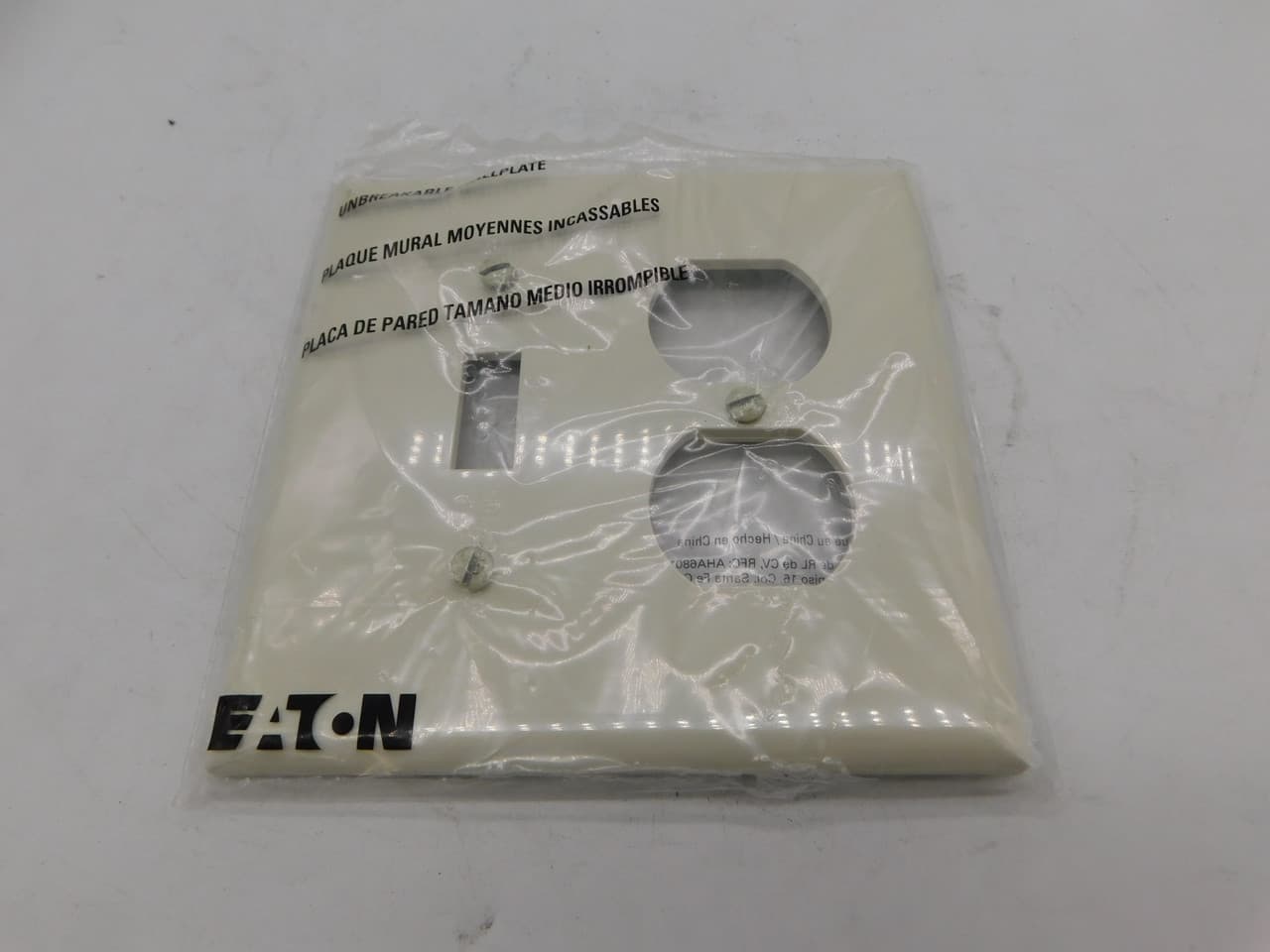 Eaton PJ8LA-F-L Eaton PJ8LA-F-L Wallplates and Accessories Wallplate Light Almond EA Eaton PJ8LA-F-L Eaton PJ8LA-F-L Wallplates and Accessories Wallplate Light Almond EA