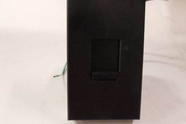 N-600-BL Part Image. Manufactured by Lutron.