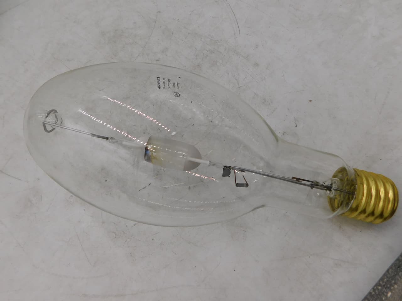 Sylvania M400/PS/U Sylvania M400/PS/U Miniature and Specialty Bulbs Metal Halide Sylvania M400/PS/U Sylvania M400/PS/U Miniature and Specialty Bulbs Metal Halide