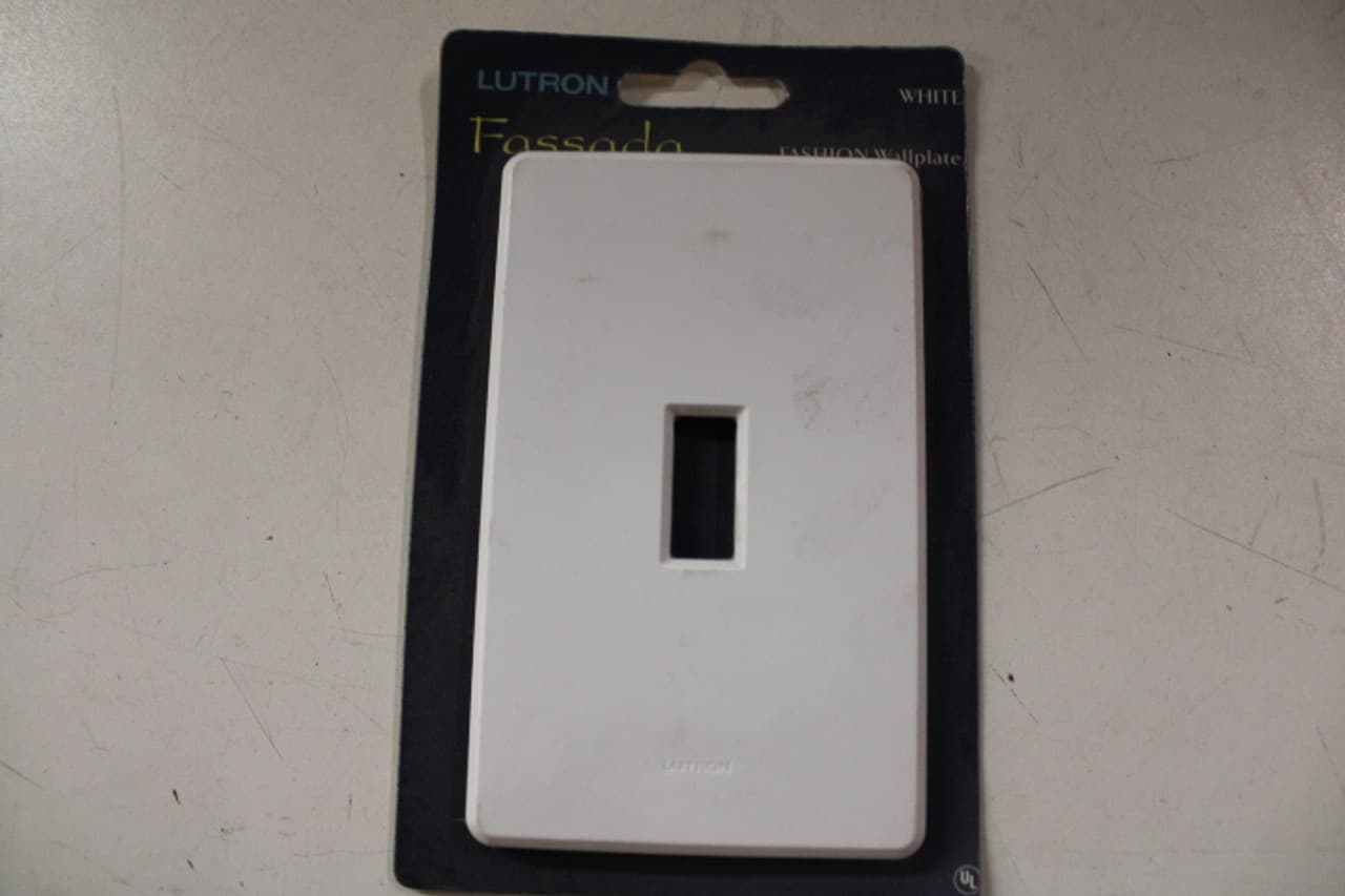 Lutron FW-1-WH Lutron FW-1-WH Wallplates and Switch Accessories EA Lutron FW-1-WH Lutron FW-1-WH Wallplates and Switch Accessories EA