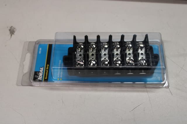 89-506 Part Image. Manufactured by Ideal Industries.