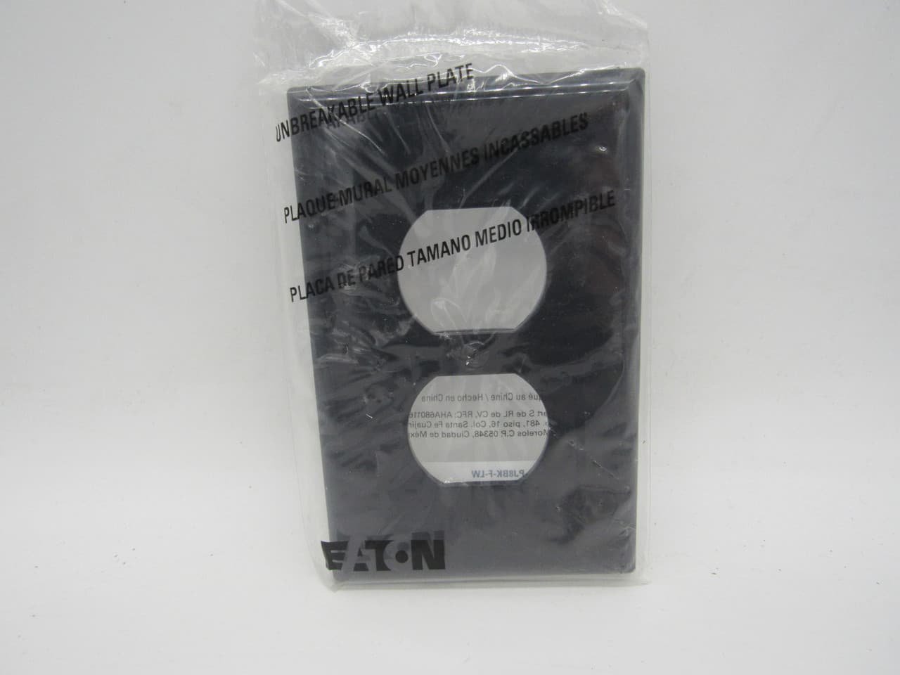 Eaton PJ8BK-F-LW Eaton PJ8BK-F-LW Wallplates and Accessories Wallplate Black EA Eaton PJ8BK-F-LW Eaton PJ8BK-F-LW Wallplates and Accessories Wallplate Black EA