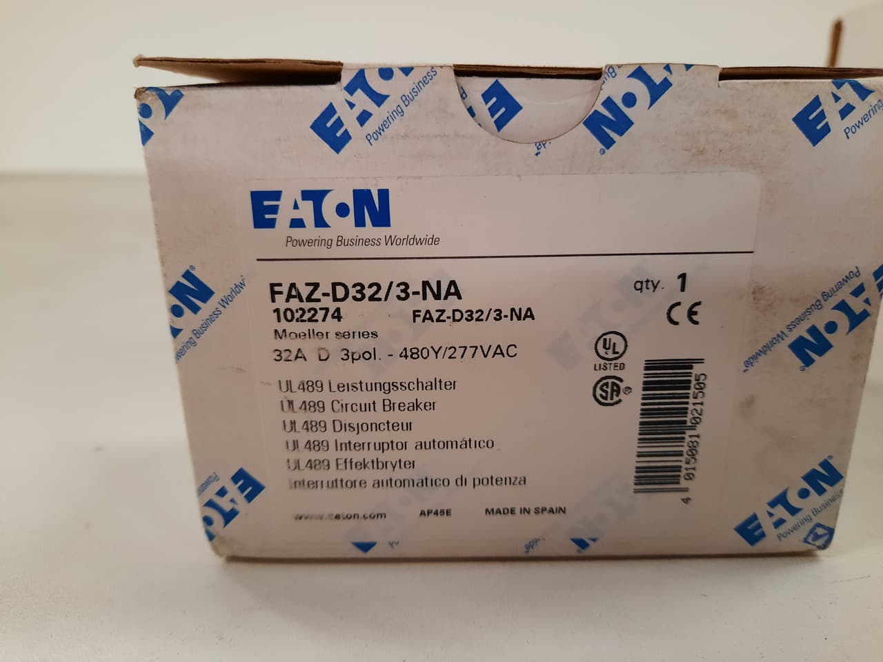 Eaton FAZ-D32/3-NA 277/480 VAC 50/60 Hz, 32 A, 3-Pole, 10/14 kA, 10 to 20 x Rated Current, Screw Terminal, DIN Rail Mount, Standard Packaging, D-Curve, Current Limiting, Thermal Magnetic Eaton FAZ-D32/3-NA 277/480 VAC 50/60 Hz, 32 A, 3-Pole, 10/14 kA, 10 to 20 x Rated Current, Screw Terminal, DIN Rail Mount, Standard Packaging, D-Curve, Current Limiting, Thermal Magnetic