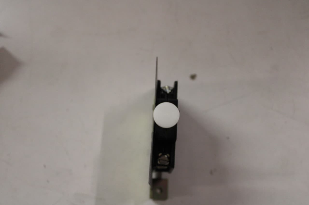 Siemens SC3 Siemens SC3 Miniature Circuit Breakers (MCBs) EA Siemens SC3 Siemens SC3 Miniature Circuit Breakers (MCBs) EA