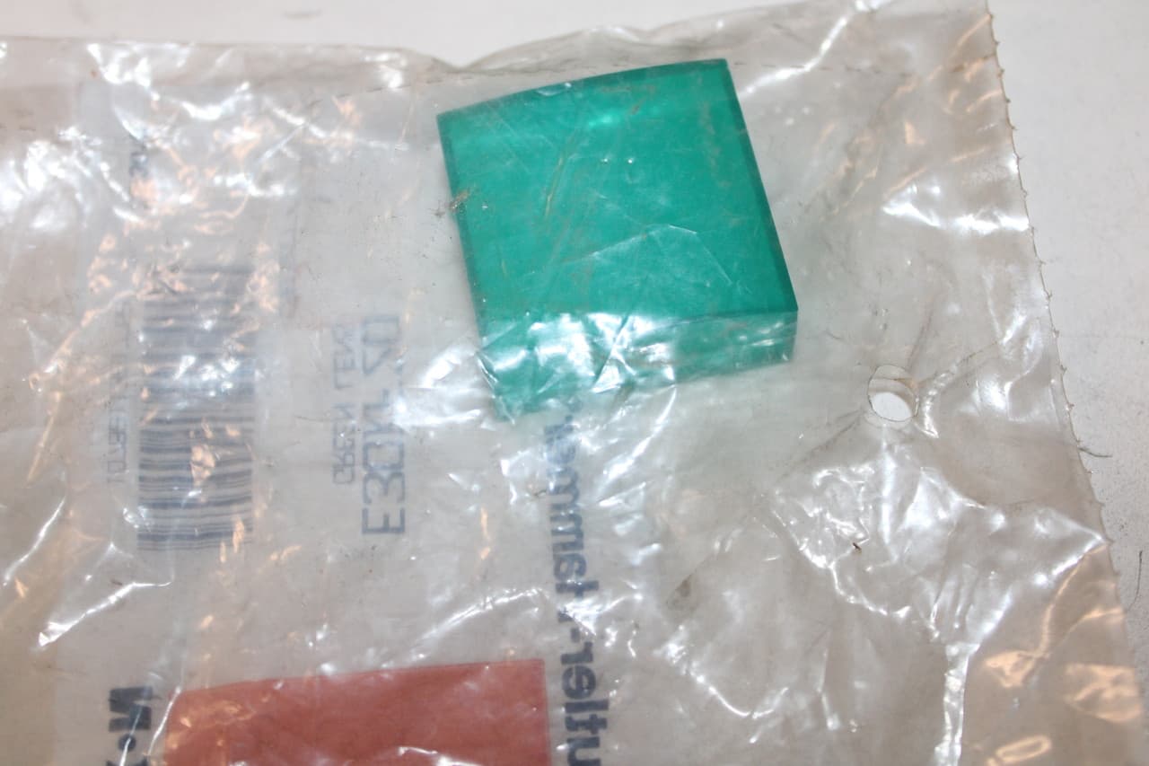 Cutler-Hammer E30KF20 Cutler Hammer E30KF20 Pushbuttons EA Cutler-Hammer E30KF20 Cutler Hammer E30KF20 Pushbuttons EA