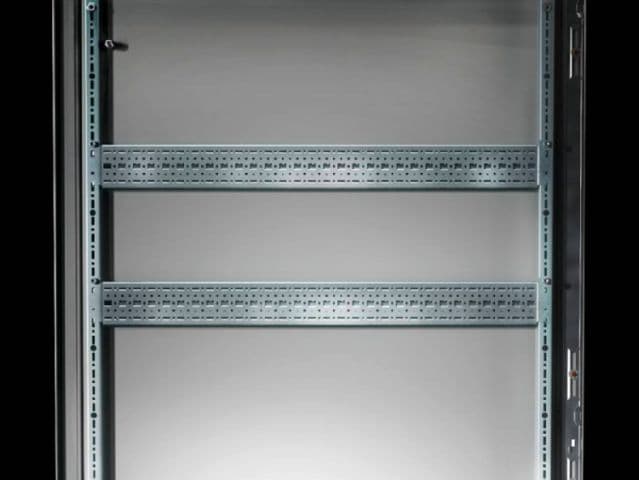 Rittal 8612070 TS TS punched section with mounting flange, 17 x 73 mm, for door width: 800 mm, L: 690 mm Rittal 8612070 TS TS punched section with mounting flange, 17 x 73 mm, for door width: 800 mm, L: 690 mm