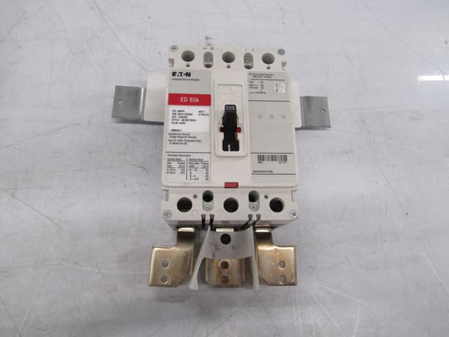 ED3225 Part Image. Manufactured by Eaton.