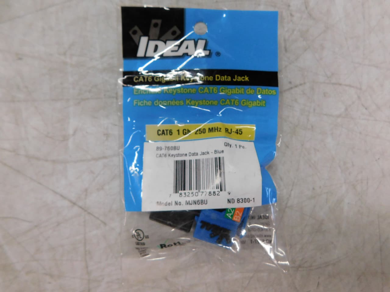 Ideal Industries 89-760BU 1000 V, 1.5 A, 8-Conductor, 22 to 44 AWG UTP Copper Cable, 250 MHz, Blue, Category 6, Keystone Modular Data Jack (1 per Bag) Ideal Industries 89-760BU 1000 V, 1.5 A, 8-Conductor, 22 to 44 AWG UTP Copper Cable, 250 MHz, Blue, Category 6, Keystone Modular Data Jack (1 per Bag)