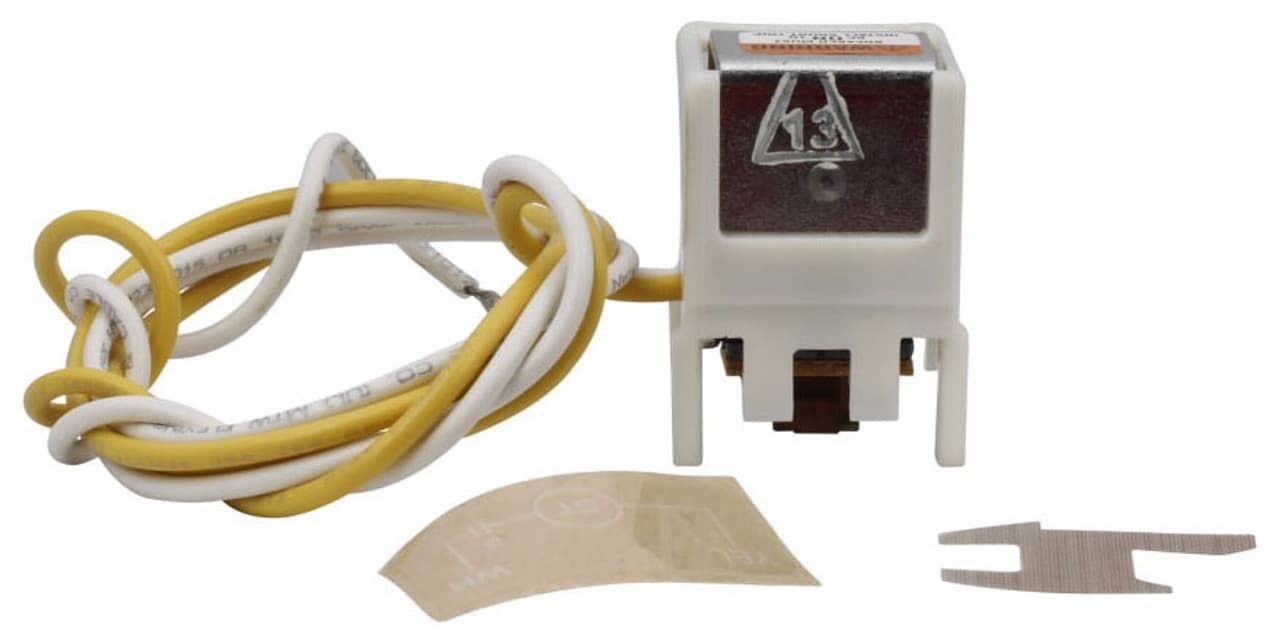 Eaton SNT1RP08K SNT1RP08K Eaton - Eaton molded case circuit breaker accessory shunt trip, Shunt trip factory installation kit, 48-127 V or 48-60 Vdc, Pigtail leads, For type F-frame HMCP breakers, Frame J-K, Series C, Right-hand mounting Eaton SNT1RP08K SNT1RP08K Eaton - Eaton molded case circuit breaker accessory shunt trip, Shunt trip factory installation kit, 48-127 V or 48-60 Vdc, Pigtail leads, For type F-frame HMCP breakers, Frame J-K, Series C, Right-hand mounting