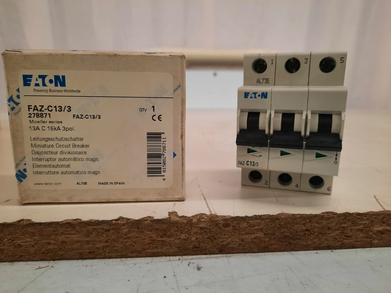 Eaton FAZ-C13/3 Eaton FAZ supplementary protector,UL 1077 Industrial miniature circuit breaker - supplementary protector,Medium levels of inrush current are expected,13 A,15 kAIC,Three-pole,5-10X /n,50-60 Hz,Standard terminals,C Curve Eaton FAZ-C13/3 Eaton FAZ supplementary protector,UL 1077 Industrial miniature circuit breaker - supplementary protector,Medium levels of inrush current are expected,13 A,15 kAIC,Three-pole,5-10X /n,50-60 Hz,Standard terminals,C Curve