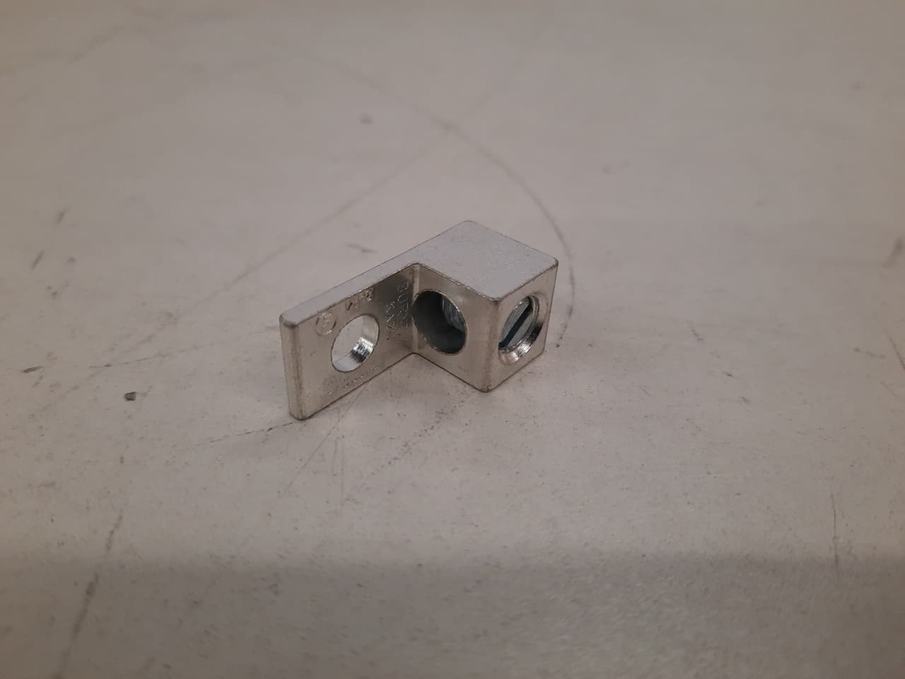 Burndy KA2U 14 to 2 AWG Stranded, Electro Tin Plated, High Strength Aluminum Alloy, 1-Hole, 1-Conductor, Universal, Dual Rated, Mechanical Cable Terminal Lug Burndy KA2U 14 to 2 AWG Stranded, Electro Tin Plated, High Strength Aluminum Alloy, 1-Hole, 1-Conductor, Universal, Dual Rated, Mechanical Cable Terminal Lug