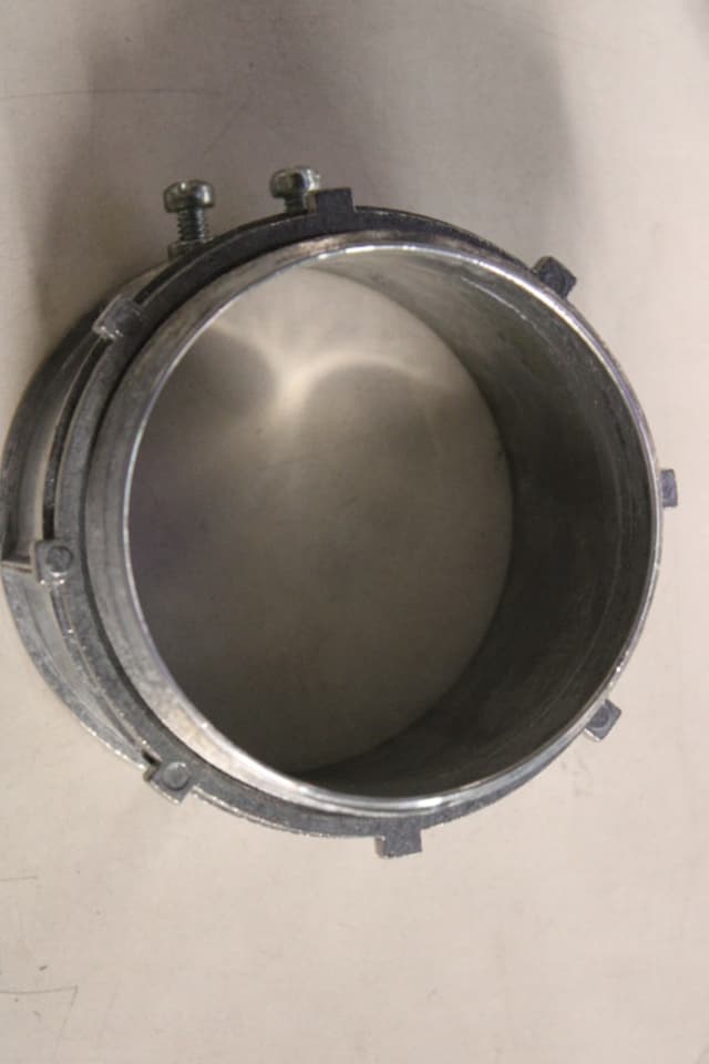 8075 Part Image. Manufactured by Arlington Industries.