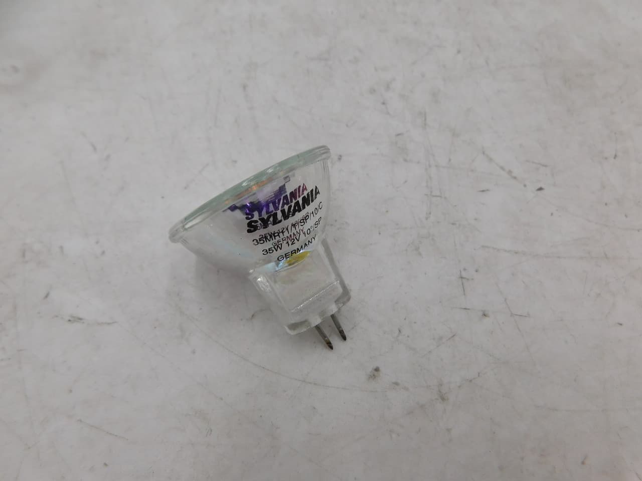 Sylvania 35MR11/T/SP10/C Sylvania 35MR11/T/SP10/C Miniature and Specialty Bulbs Sylvania 35MR11/T/SP10/C Sylvania 35MR11/T/SP10/C Miniature and Specialty Bulbs